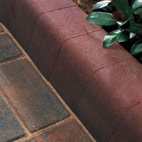 Bradstone Large Kerb - BN Upright External Angle - Acc G - Red - 200x125